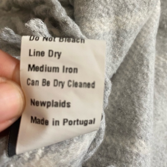 Roca Home Gray Geometric Cotton Blend Blanket 50" X 67" Made In Portugal - Picture 7 of 7